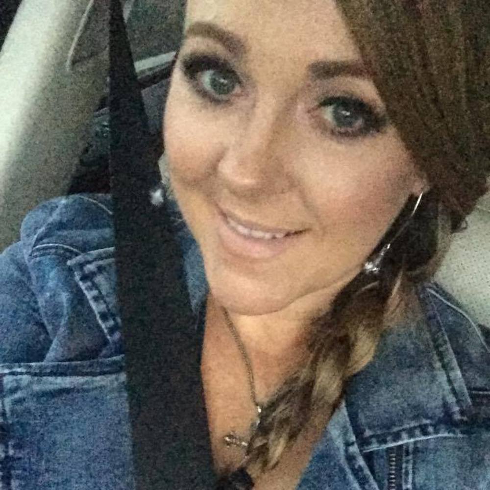 Meet your Posher, Stefanie